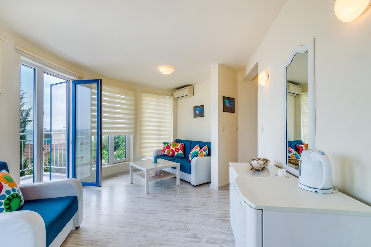 Villa White Dove Golden Sands Esterno foto