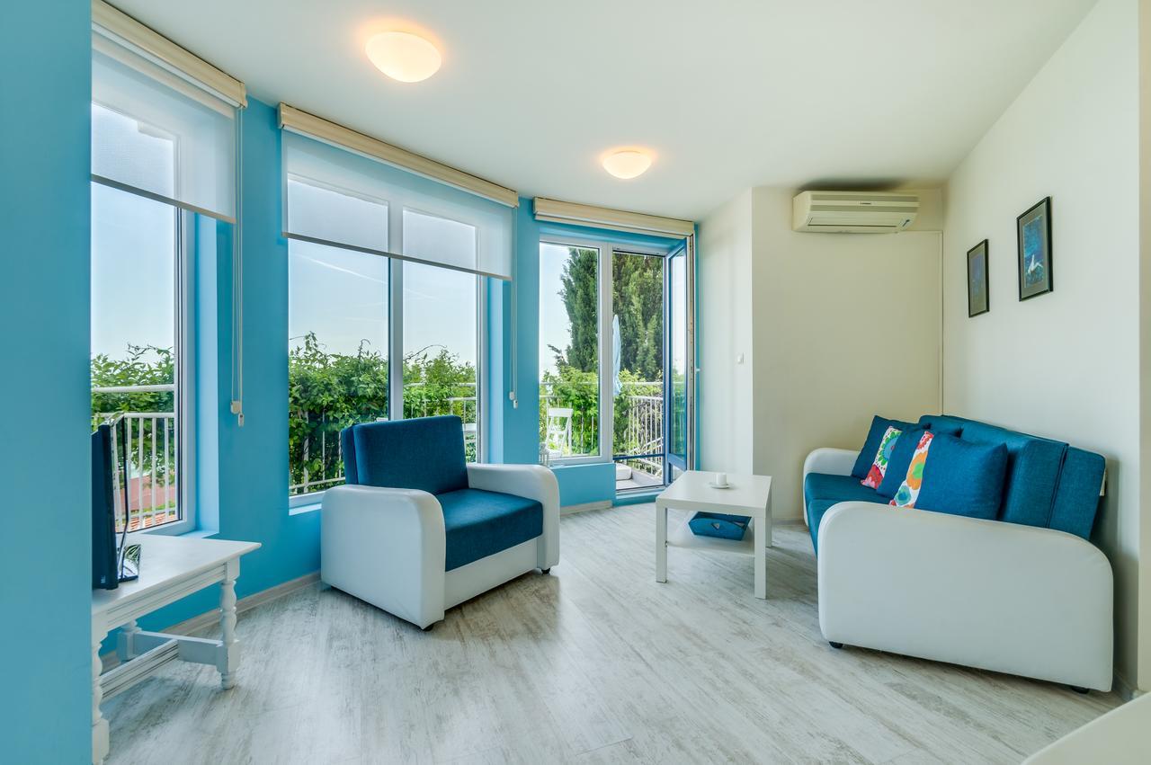 Villa White Dove Golden Sands Esterno foto