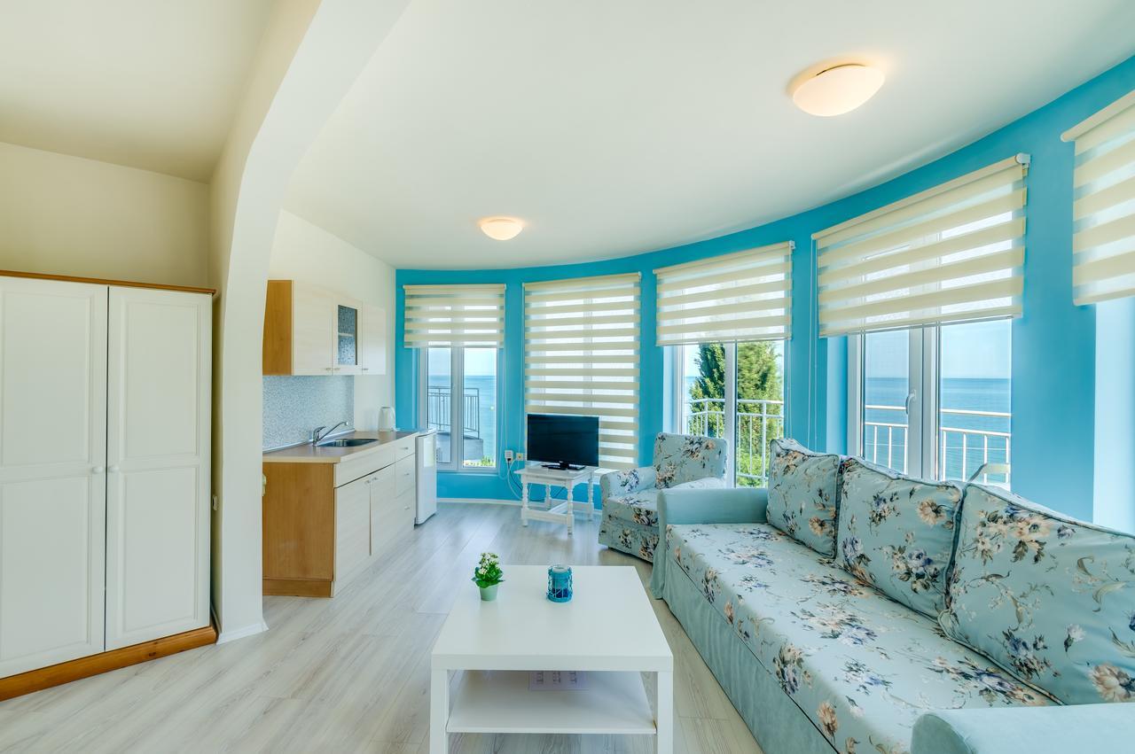 Villa White Dove Golden Sands Esterno foto