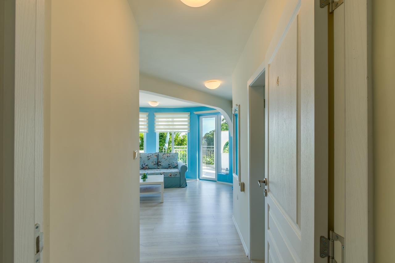 Villa White Dove Golden Sands Esterno foto