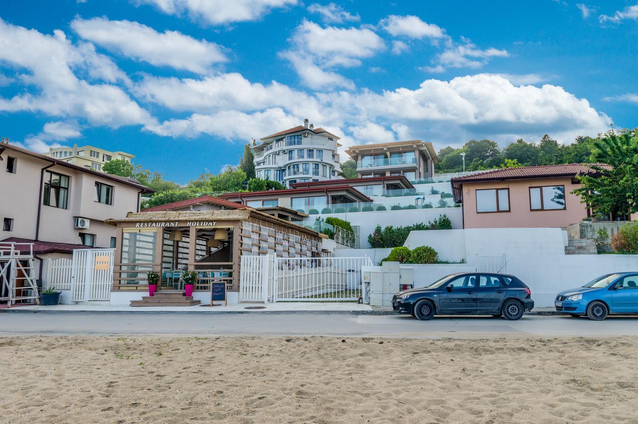 Villa White Dove Golden Sands Esterno foto