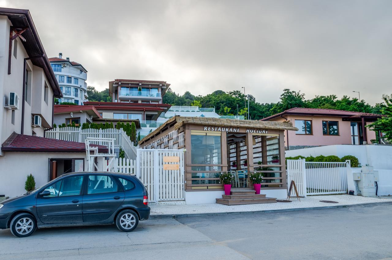 Villa White Dove Golden Sands Esterno foto