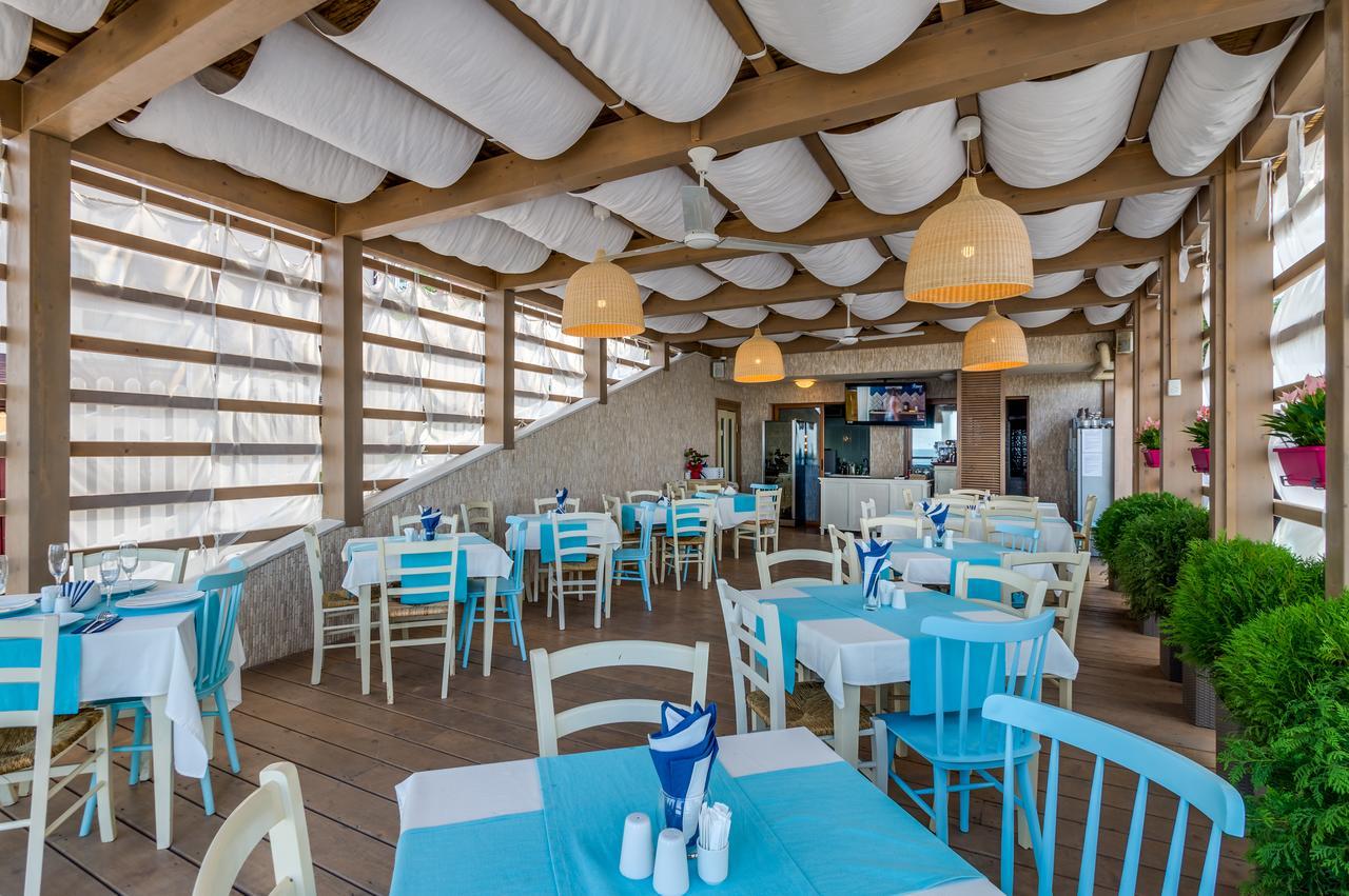 Villa White Dove Golden Sands Esterno foto