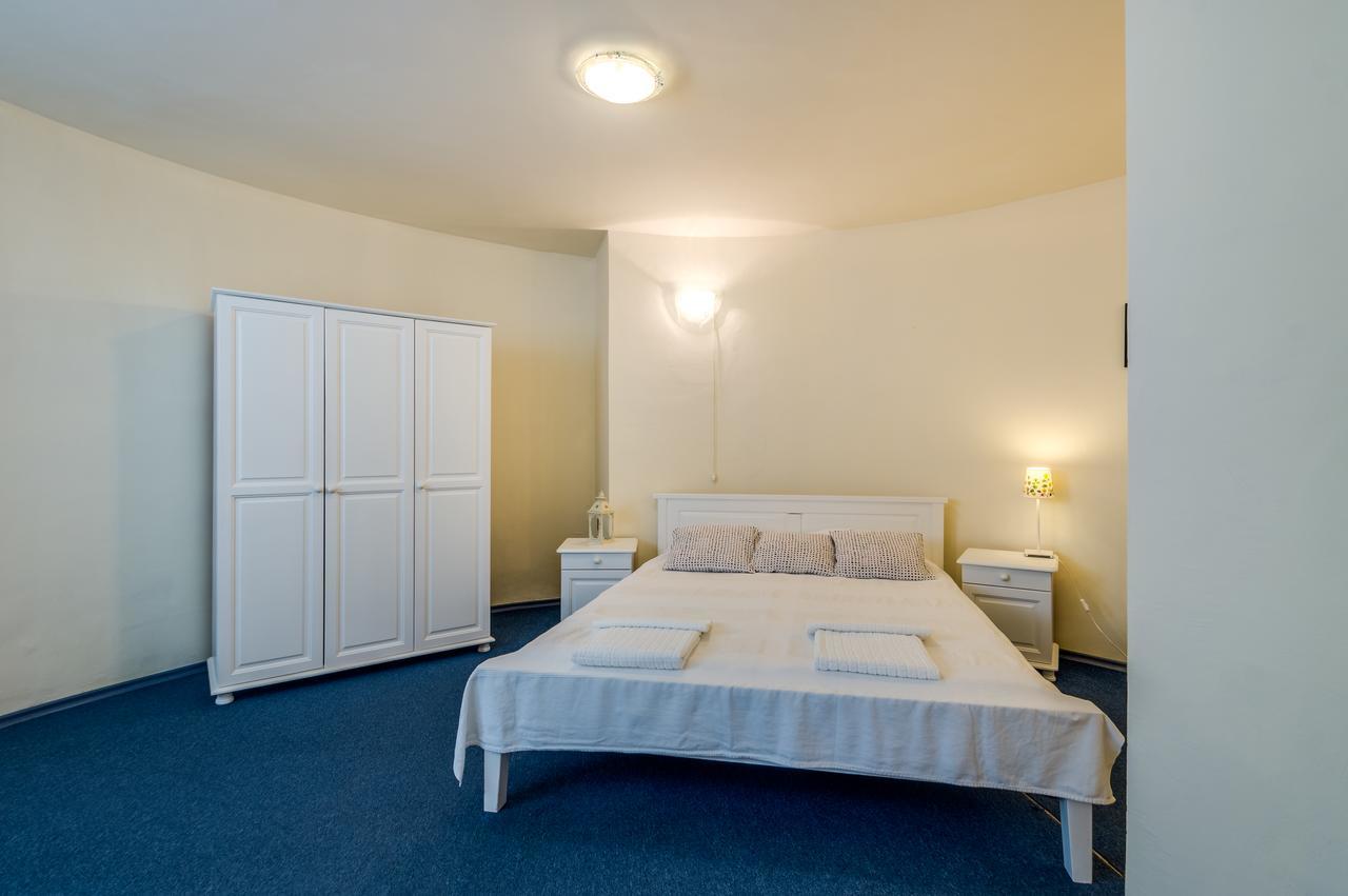 Villa White Dove Golden Sands Esterno foto